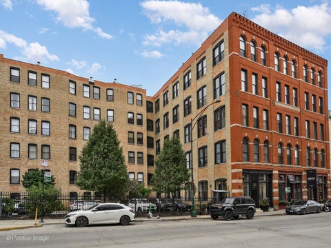 Photo of 525 N Halsted Street #312, Chicago, IL 60642 (MLS # 12765131)