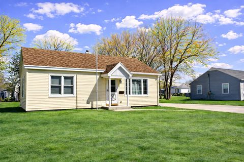 Tiny photo for 1410 Bennett Drive, Rock Falls, IL 61071 (MLS # 12651259)
