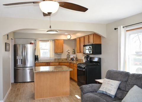 Tiny photo for 1410 Bennett Drive, Rock Falls, IL 61071 (MLS # 12651259)