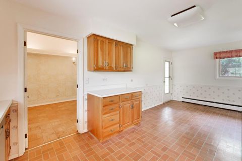 Tiny photo for 1056 Van Tassel Road, Sleepy Hollow, IL 60118 (MLS # 12612688)