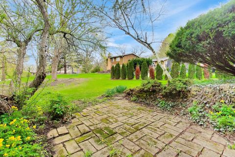 Tiny photo for 1056 Van Tassel Road, Sleepy Hollow, IL 60118 (MLS # 12612688)