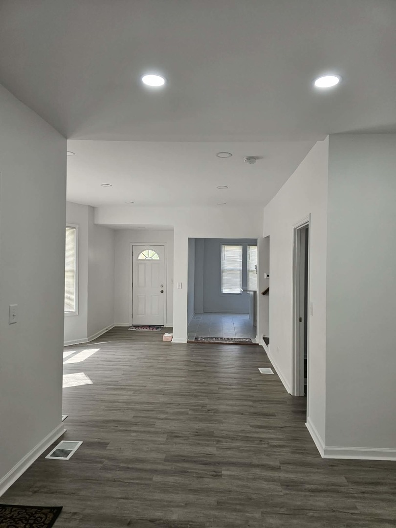 523 S McAlister Avenue