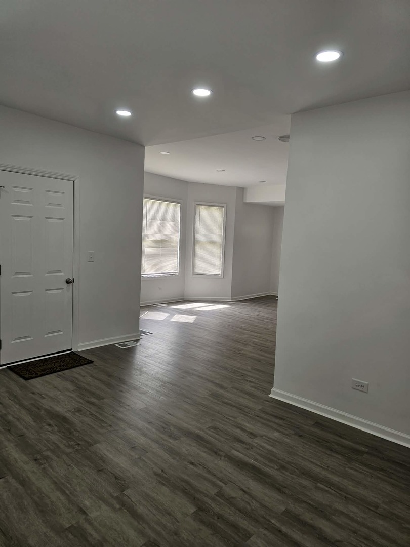 523 S McAlister Avenue