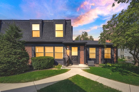 Photo of 1022 Inverrary Lane, Deerfield, IL 60015 (MLS # 12750551)
