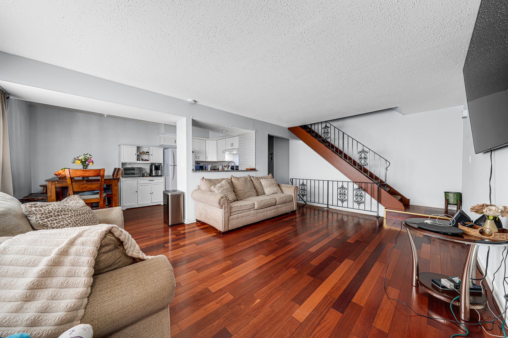 1022 Inverrary Lane