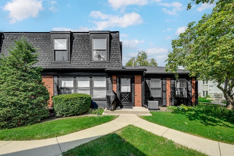 Tiny photo for 1022 Inverrary Lane, Deerfield, IL 60015 (MLS # 12750551)