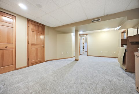 Tiny photo for 2560 Westminster Lane, Aurora, IL 60506 (MLS # 12671075)
