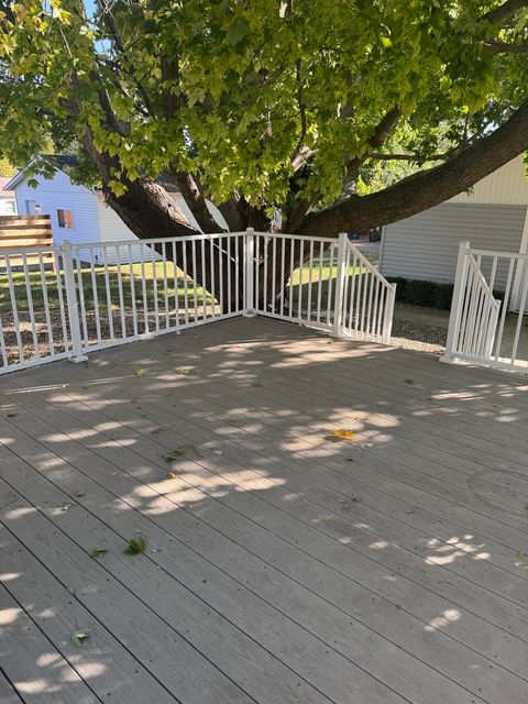 Tiny photo for 2223 W Lombard Street, Davenport, IA 52804 (MLS # 12540372)