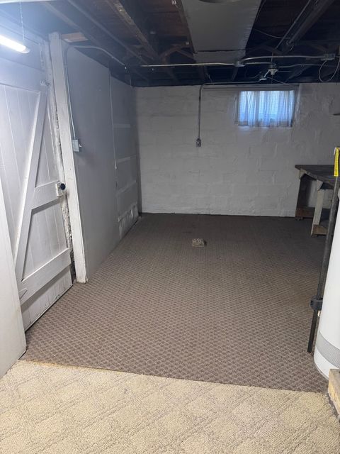 Tiny photo for 2223 W Lombard Street, Davenport, IA 52804 (MLS # 12540372)