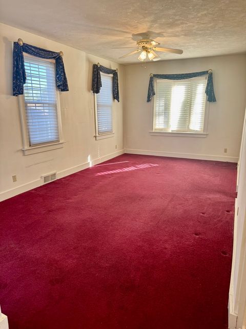 Tiny photo for 2223 W Lombard Street, Davenport, IA 52804 (MLS # 12540372)