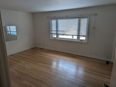 Tiny photo for 2507 W Howard Street, Chicago, IL 60645 (MLS # 12549670)