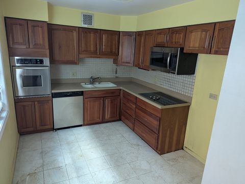 Tiny photo for 2507 W Howard Street, Chicago, IL 60645 (MLS # 12549670)