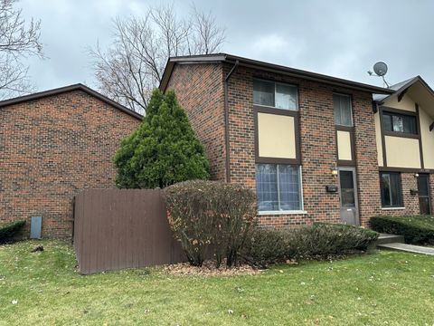 18W085 14th Street Villa Park IL 60181