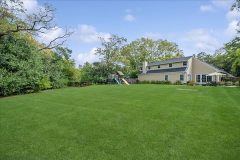 Tiny photo for 898 Bridlegate Lane, Northfield, IL 60093 (MLS # 12557194)