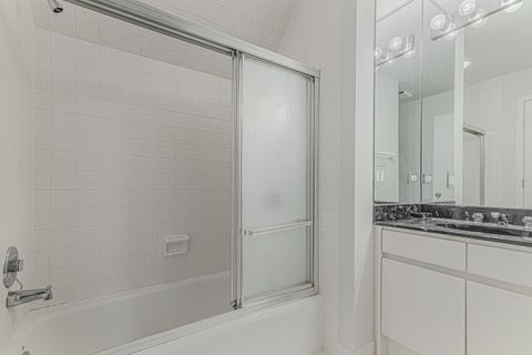 Tiny photo for 513 Rivershire Place, Lincolnshire, IL 60069 (MLS # 12507776)