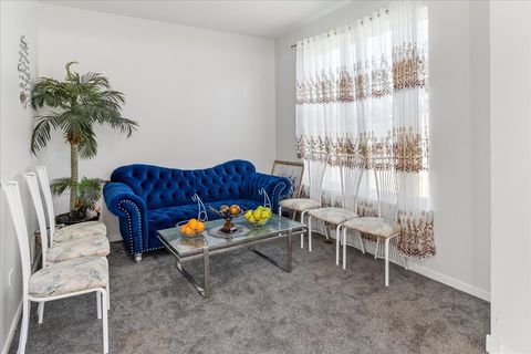 Tiny photo for 4 Claridge Court, Bolingbrook, IL 60440 (MLS # 12440283)