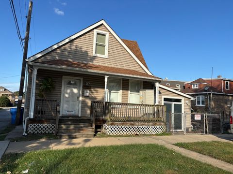 Photo of 9610 S Escanaba Avenue, Chicago, IL 60617 (MLS # 12489064)