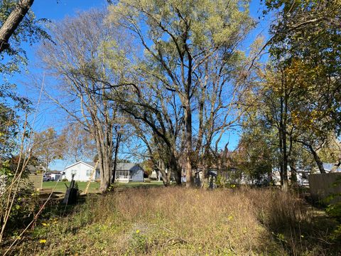 Tiny photo for 406 E Mason Street, Easton, IL 62633 (MLS # 12208389)