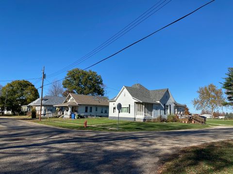 Tiny photo for 406 E Mason Street, Easton, IL 62633 (MLS # 12208389)
