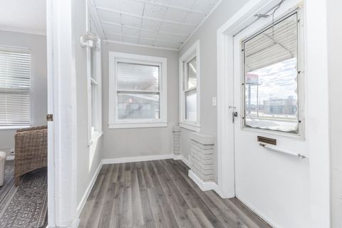 Tiny photo for 1515 W Market Street, Bloomington, IL 61701 (MLS # 12515869)