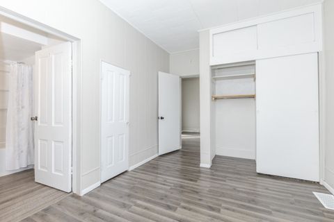 Tiny photo for 1515 W Market Street, Bloomington, IL 61701 (MLS # 12515869)