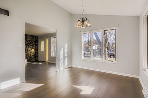 Tiny photo for 16042 Forest Avenue, Oak Forest, IL 60452 (MLS # 12520108)