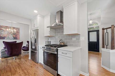 Tiny photo for 197 Sheffield Lane, Vernon Hills, IL 60061 (MLS # 12775204)