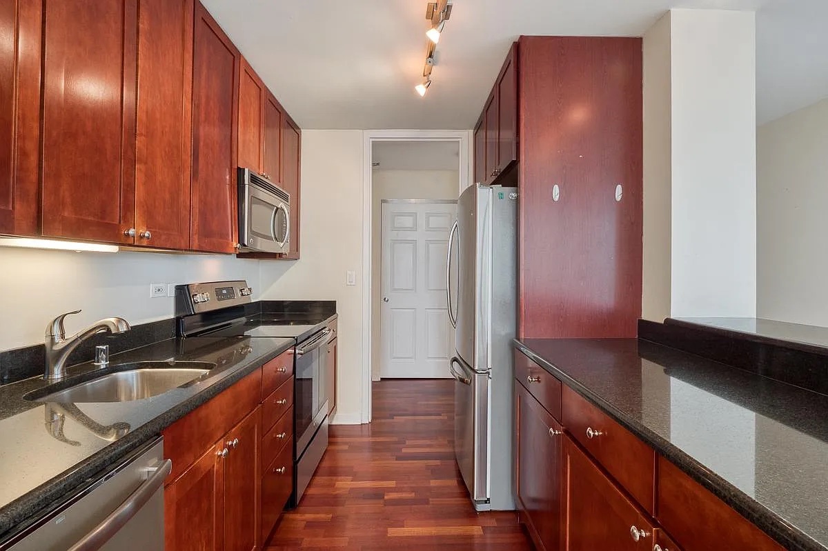 655 W Irving Park Road 1502