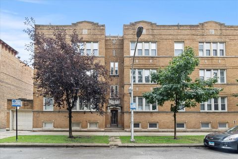 Tiny photo for 7431 N Hoyne Avenue #G, Chicago, IL 60645 (MLS # 12603810)