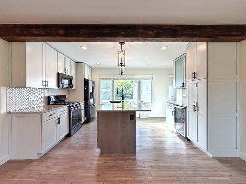 Tiny photo for 1S518 MacArthur Drive, Oakbrook Terrace, IL 60181 (MLS # 12513979)