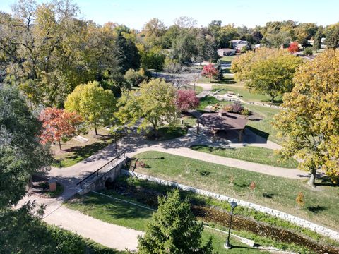 Tiny photo for 1S518 MacArthur Drive, Oakbrook Terrace, IL 60181 (MLS # 12513979)