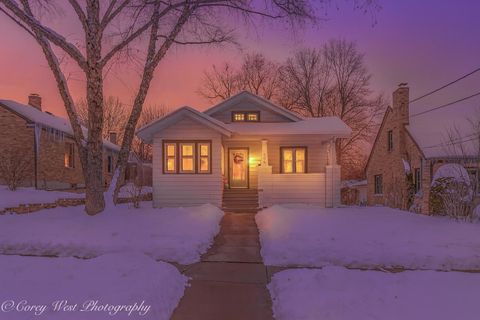 Photo of 606 Paris Avenue, Rockford, IL 61107 (MLS # 100000016)