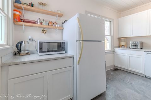 Tiny photo for 606 Paris Avenue, Rockford, IL 61107 (MLS # 100000016)