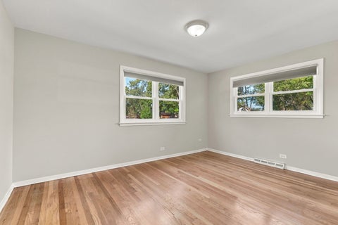 Tiny photo for 1101 E Barberry Lane, Mount Prospect, IL 60056 (MLS # 12789112)