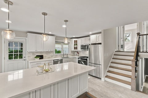 Tiny photo for 1101 E Barberry Lane, Mount Prospect, IL 60056 (MLS # 12789112)