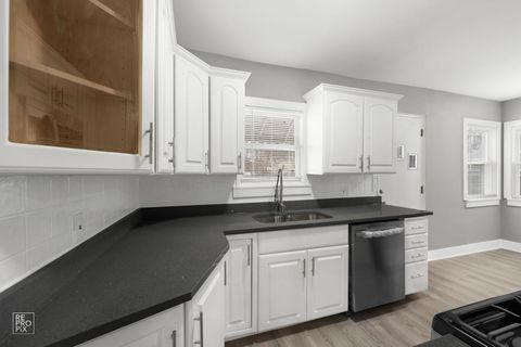 Tiny photo for 7732 S Paxton Avenue, Chicago, IL 60649 (MLS # 12599854)