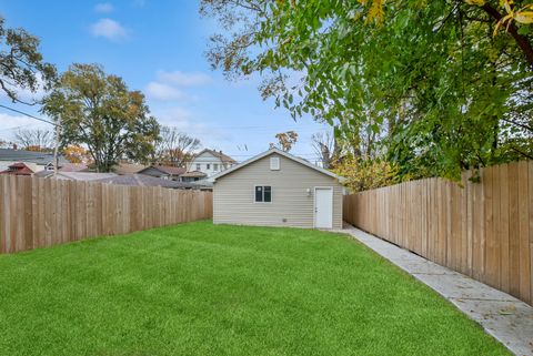 Tiny photo for 9127 S Essex Avenue, Chicago, IL 60617 (MLS # 12512940)