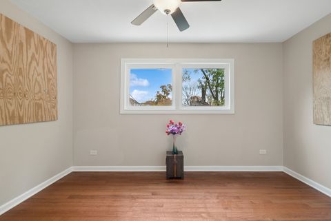 Tiny photo for 9127 S Essex Avenue, Chicago, IL 60617 (MLS # 12512940)