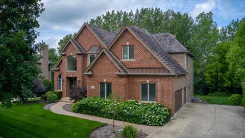 Tiny photo for 632 Waters Edge Drive, South Elgin, IL 60177 (MLS # 12693888)