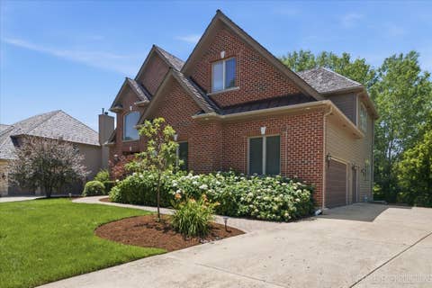 Tiny photo for 632 Waters Edge Drive, South Elgin, IL 60177 (MLS # 12693888)