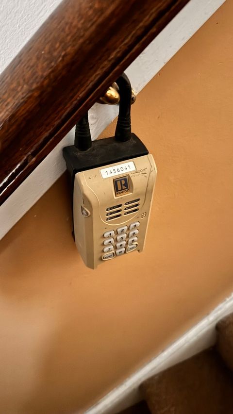 Tiny photo for 5501 N California Avenue #1N, Chicago, IL 60625 (MLS # 12521187)