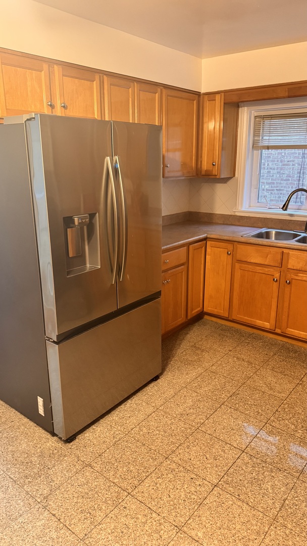 5501 N California Avenue 1N