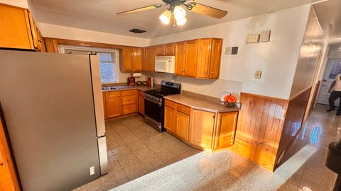 Tiny photo for 5501 N California Avenue #1N, Chicago, IL 60625 (MLS # 12521187)