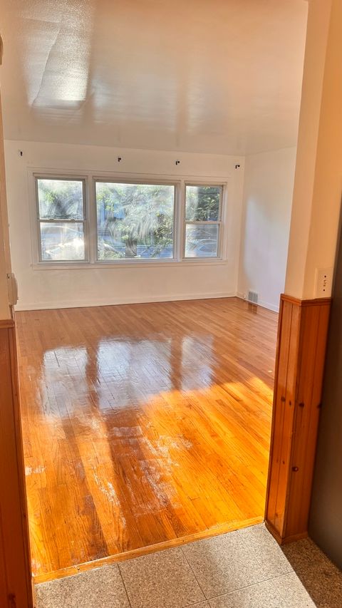 Tiny photo for 5501 N California Avenue #1N, Chicago, IL 60625 (MLS # 12521187)