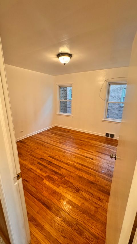 Tiny photo for 5501 N California Avenue #1N, Chicago, IL 60625 (MLS # 12521187)