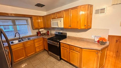 Tiny photo for 5501 N California Avenue #1N, Chicago, IL 60625 (MLS # 12521187)