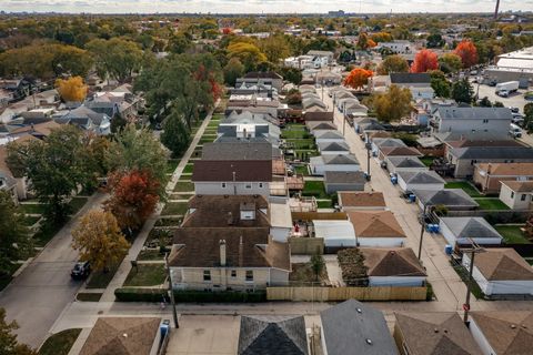 Tiny photo for 5144 N Kolmar Avenue, Chicago, IL 60630 (MLS # 12510552)