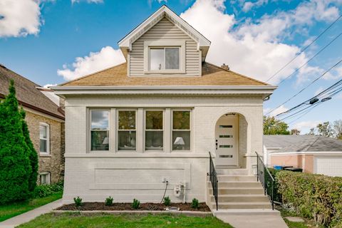 5144 N Kolmar Avenue Chicago IL 60630