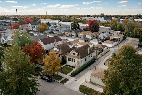 Tiny photo for 5144 N Kolmar Avenue, Chicago, IL 60630 (MLS # 12510552)