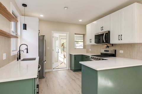 Tiny photo for 5144 N Kolmar Avenue, Chicago, IL 60630 (MLS # 12510552)